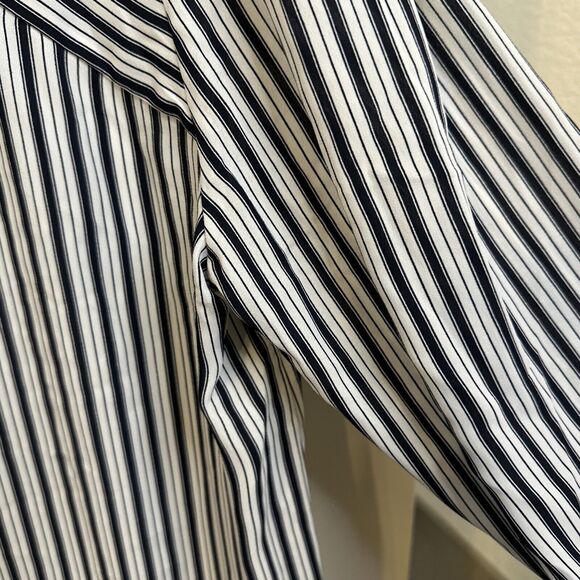 LOFT Women's  M Striped Button Down Shirt Blouse Pinstripes Black White - Picture 13 of 14